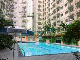 Homey and Stylist 1BR Gading Icon Apartment