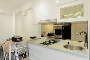 Stylish and Modern 2BR Bassura City Apartment
