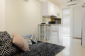 Stylish and Modern 2BR Bassura City Apartment