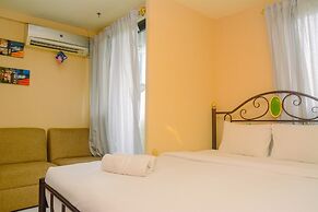 Contemporary Studio Apartment at Kebagusan City