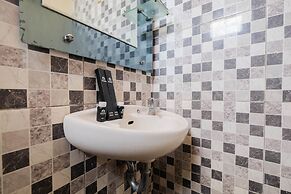 Comfy Studio Room Apartment at Kebagusan City