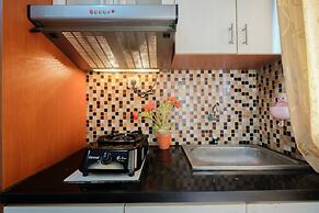 Comfy Studio Room Apartment at Kebagusan City