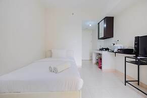 Stylish and Posh Studio Springlake Summarecon Bekasi Apartment