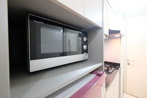 Elegant Studio Room at Springlake Summarecon Apartment