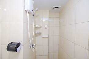 Pool View and Homey 2BR Apartment @ Springlake Summarecon