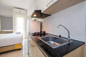 Deluxe Studio Apartment @ Springlake Summarecon