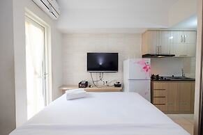 Deluxe Studio Apartment @ Springlake Summarecon