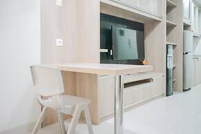 Comfy Studio at Trimezia Beverly Apartment By Travelio