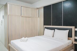 Comfy Studio at Trimezia Beverly Apartment By Travelio