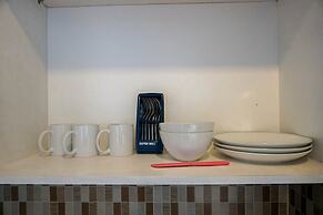 Comfortable Deluxe 2BR at The Empyreal Condominium Epicentrum Apartmen