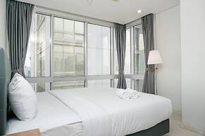 Comfortable Deluxe 2BR at The Empyreal Condominium Epicentrum Apartmen