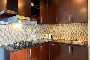 Comfortable Deluxe 2BR at The Empyreal Condominium Epicentrum Apartmen