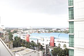 Prime & Comfy Studio @ Tamansari La Grande Apartment By Travelio