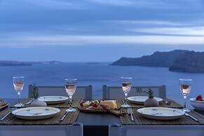 Bluedome Cavehouses by Otium Villas