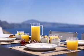 Bluedome Cavehouses by Otium Villas