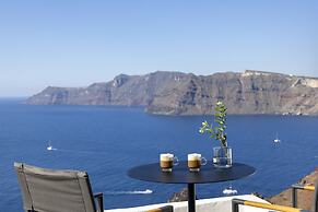 Bluedome Cavehouses by Otium Villas