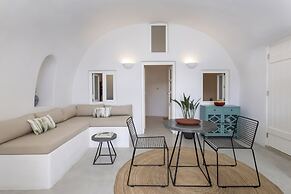 Bluedome Cavehouses by Otium Villas