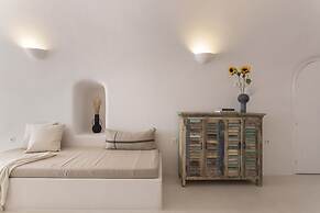 Bluedome Cavehouses by Otium Villas