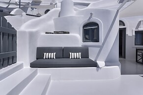 Bluedome Cavehouses by Otium Villas