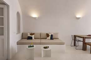 Bluedome Cavehouses by Otium Villas