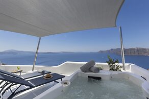 Bluedome Cavehouses by Otium Villas