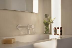 Apanema Cavehouses by Otium Villas