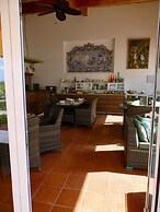 Vida-Vi, Country House and B&B