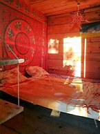 Door2heaven Eco-Hotel and camping