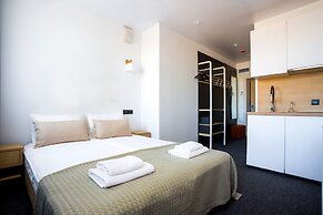 IZZZI by Gostiny dvor