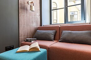 IZZZI by Gostiny dvor