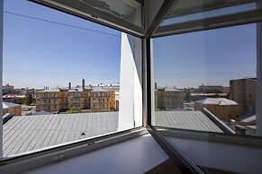 IZZZI by Gostiny dvor