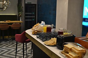 IZZZI by Gostiny dvor