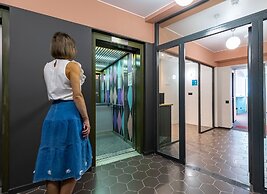 IZZZI by Gostiny dvor