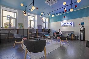 IZZZI by Gostiny dvor