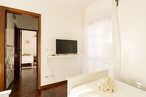 Ericeira Paradise House & Suites