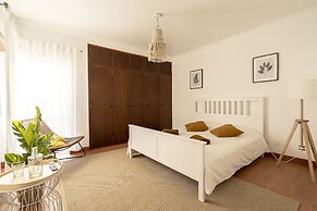 Ericeira Paradise House & Suites