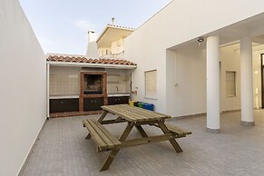 Ericeira Paradise House & Suites