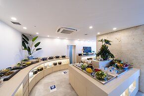 Hotel Torifito Miyakojima Resort