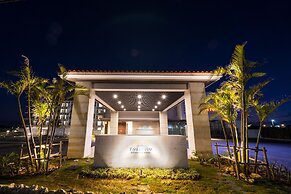 Hotel Torifito Miyakojima Resort