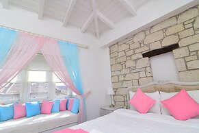 Zübeyde Hanım Alaçatı