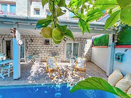 Zübeyde Hanım Alaçatı