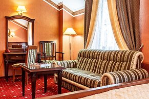 Business Hotel