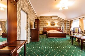 Business Hotel