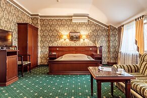 Business Hotel