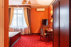 Business Hotel