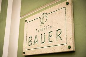 Familie Bauer – Bioweingut Bauer