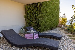 Terra Magica Deluxe Apartment OR Room with Private Parking, Terrace an