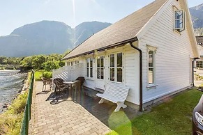 Vik Pensjonat og Hytter