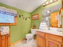 Dew South by Jackson Mountain Rentals