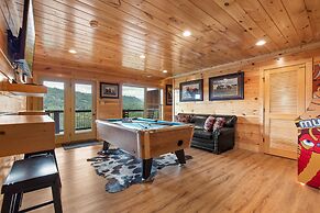 All About The View by Jackson Mountain Homes